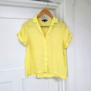 Banana Republic Boxy Cuban Shirt in Italian Butter Yellow